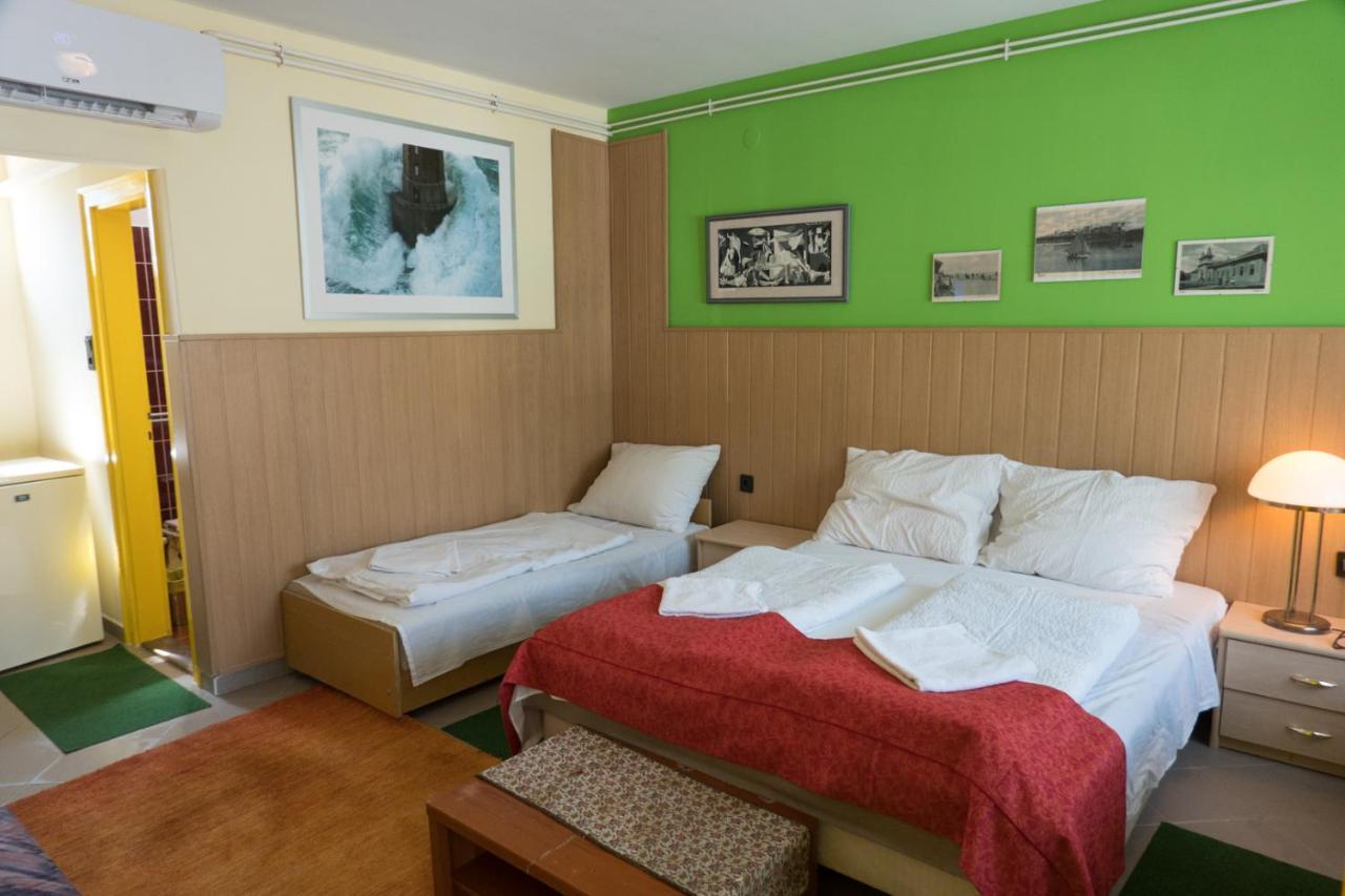 Mueller'S 1 Apartment Siofok Ngoại thất bức ảnh
