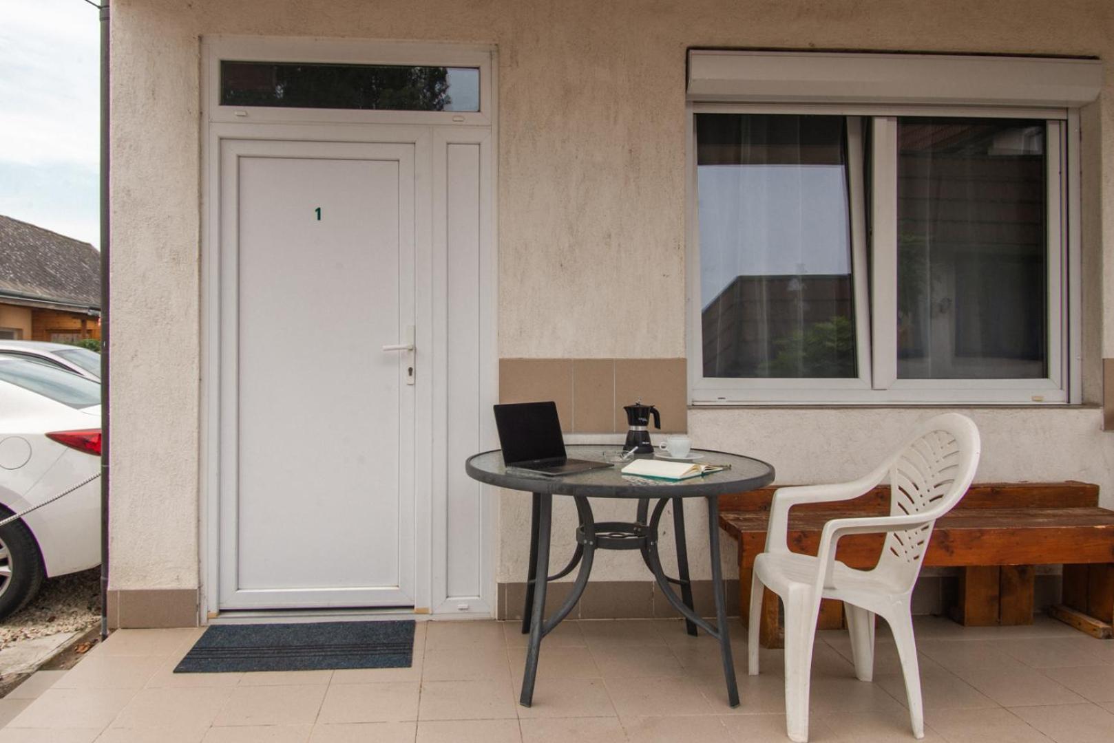 Mueller'S 1 Apartment Siofok Ngoại thất bức ảnh