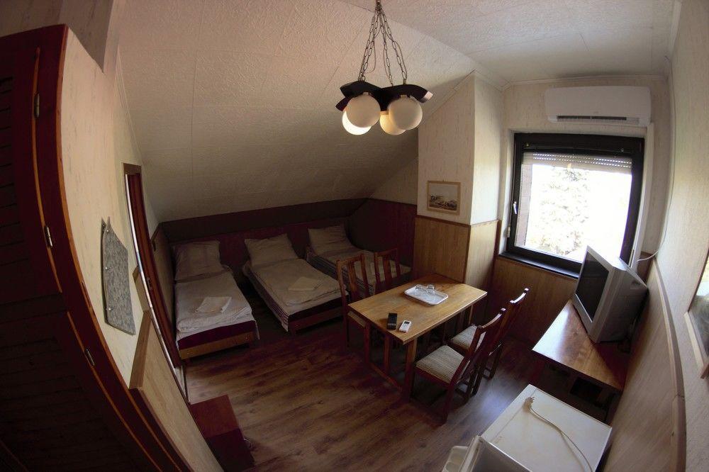 Mueller'S 1 Apartment Siofok Ngoại thất bức ảnh