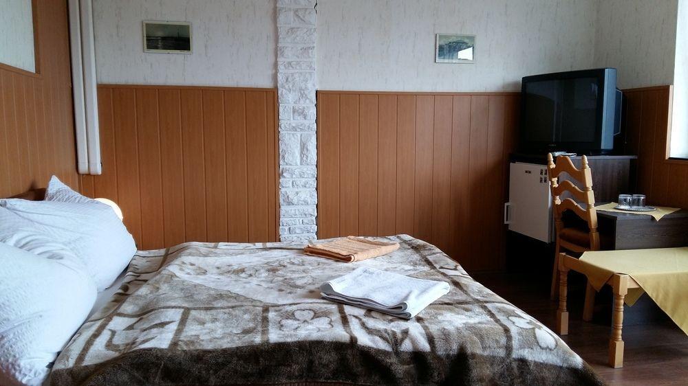 Mueller'S 1 Apartment Siofok Ngoại thất bức ảnh
